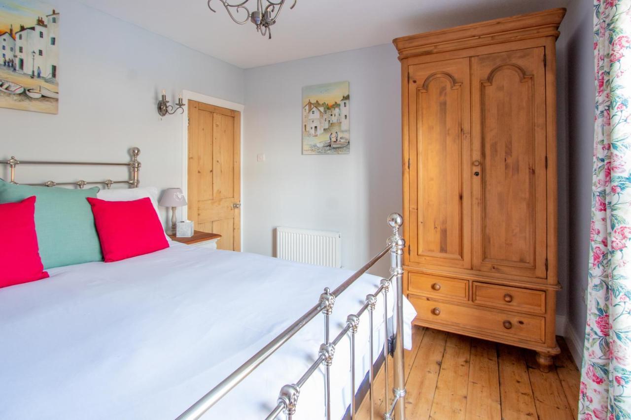 Stylish Town Centre House With Garden And Parking Opposite Βίλα Bury St. Edmunds Εξωτερικό φωτογραφία