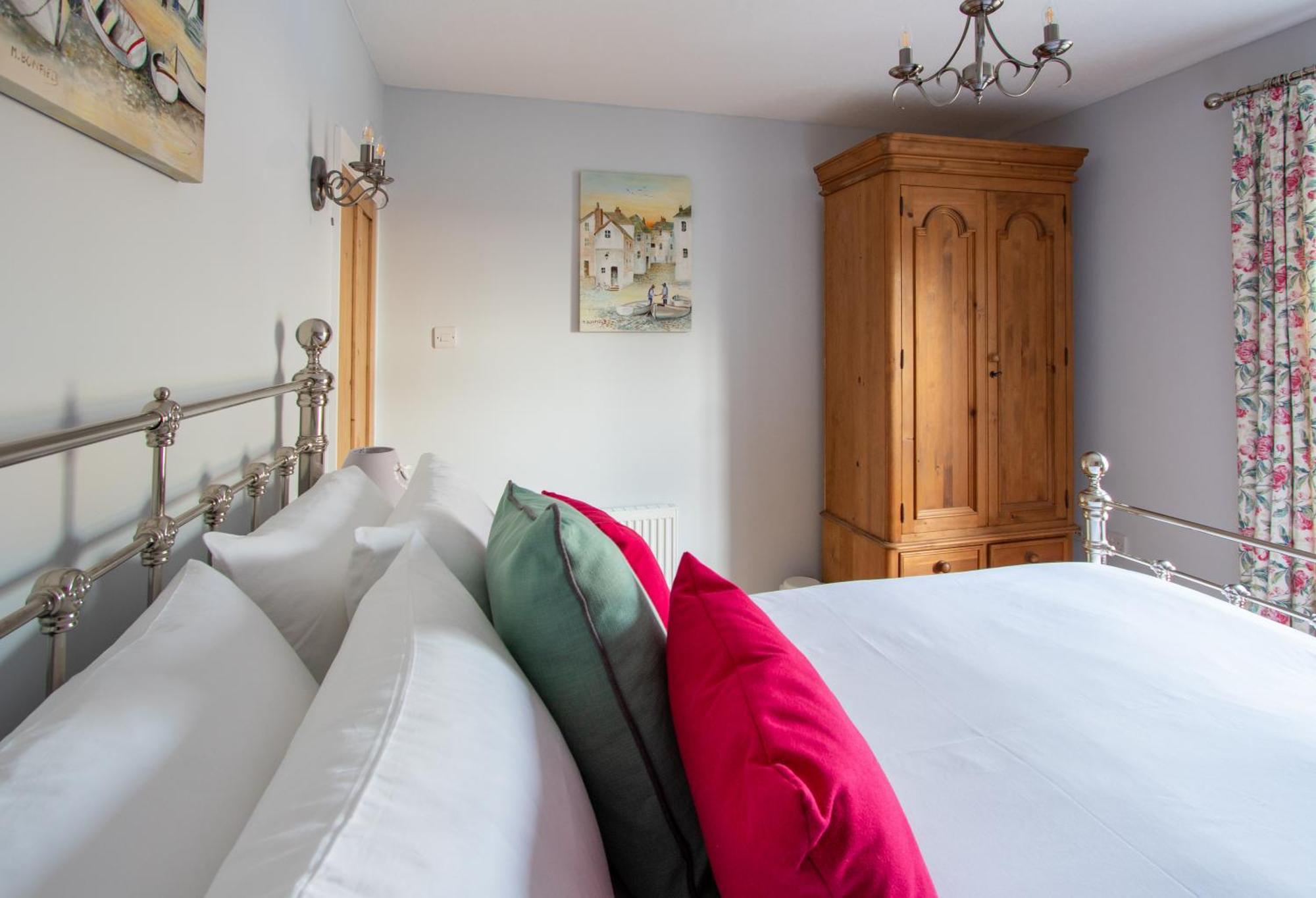 Stylish Town Centre House With Garden And Parking Opposite Βίλα Bury St. Edmunds Εξωτερικό φωτογραφία