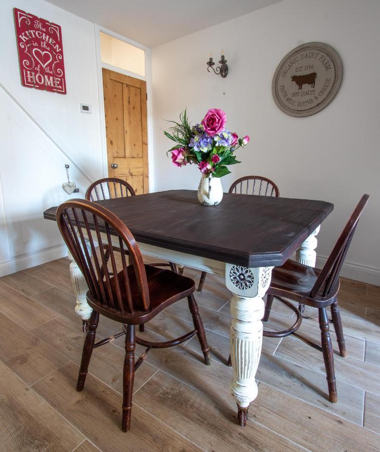Stylish Town Centre House With Garden And Parking Opposite Βίλα Bury St. Edmunds Εξωτερικό φωτογραφία