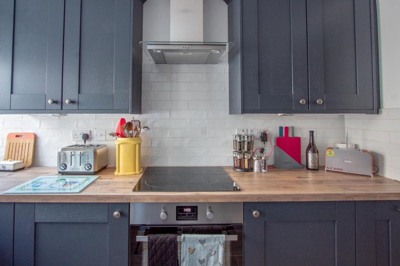 Stylish Town Centre House With Garden And Parking Opposite Βίλα Bury St. Edmunds Εξωτερικό φωτογραφία