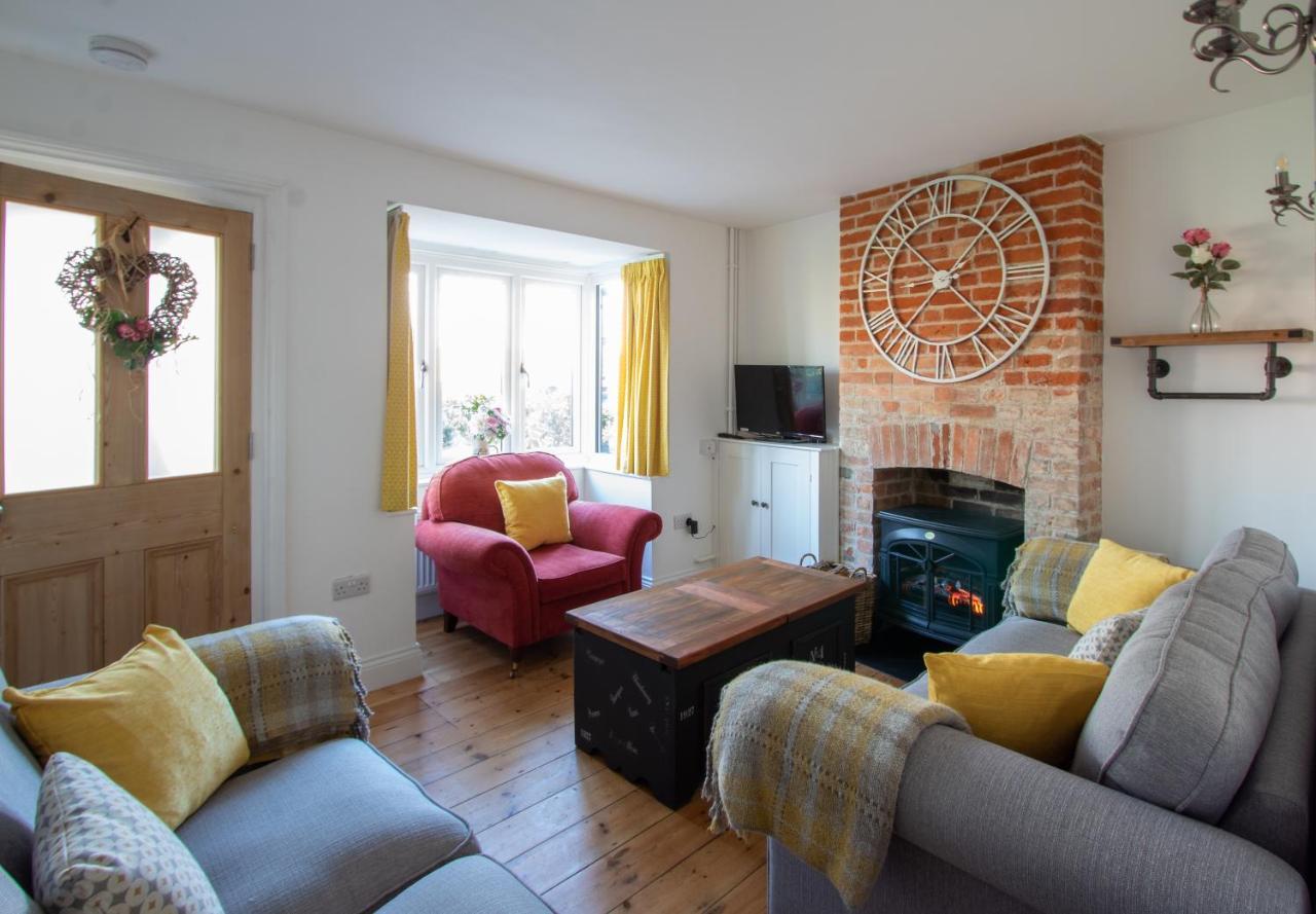 Stylish Town Centre House With Garden And Parking Opposite Βίλα Bury St. Edmunds Εξωτερικό φωτογραφία