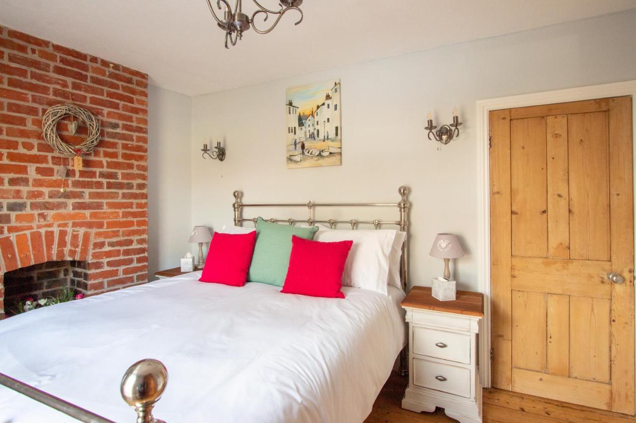 Stylish Town Centre House With Garden And Parking Opposite Βίλα Bury St. Edmunds Εξωτερικό φωτογραφία